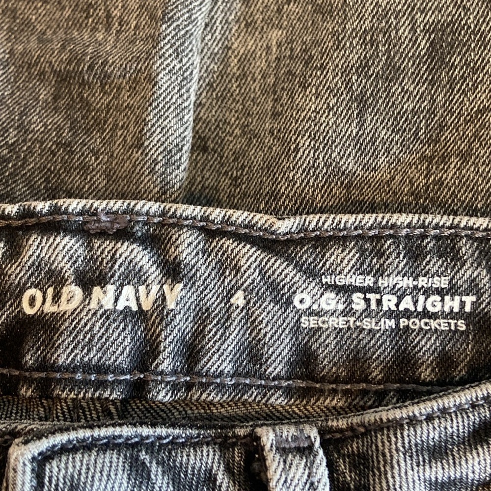Old Navy Higher-High Rise O.G. Straight Button Fly Washed Black Jeans Size 4 - Picture 4 of 5